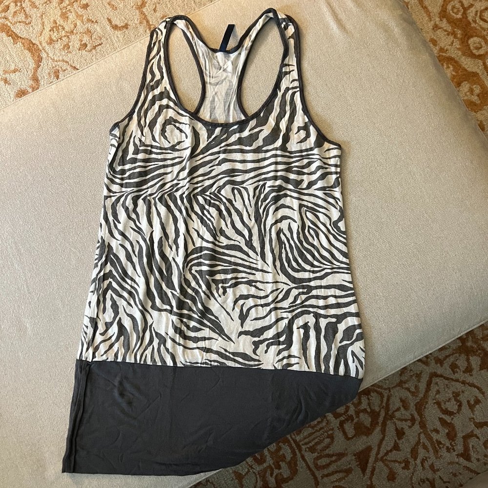 Gray & White Zebra Tunic Top/Dress Sz M EUC